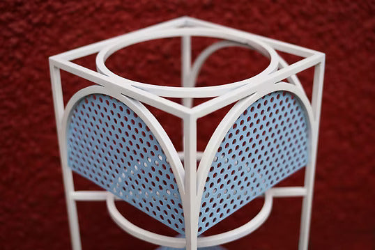 DOT PLANTSTAND
